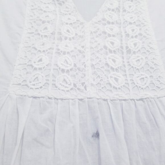 Laura Torelli Classic Bell Sleeves Crochet Embroidered Blouse - Picture 7 of 13